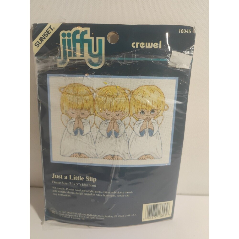 1997 Jiffy Sunset JUST A LITTLE SLIP Crewel Kit #16045 Frame Size: 7" x 5" USA
